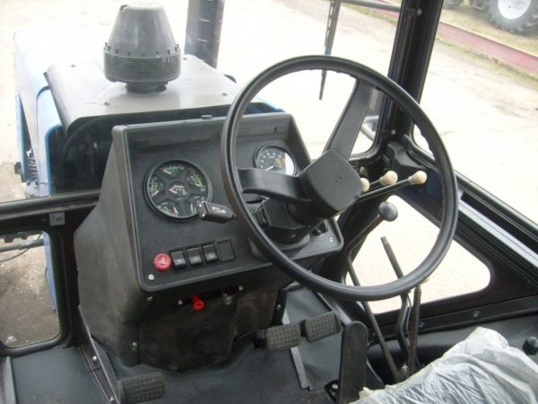 mtz-1221-kabina