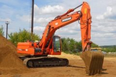 Doosan 225: технические характеристики