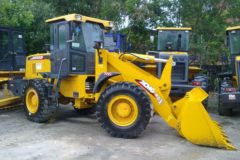 Фронтальный погрузчик XCMG LW300F: технические характеристики