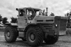 Трактор Т-125: технические характеристики